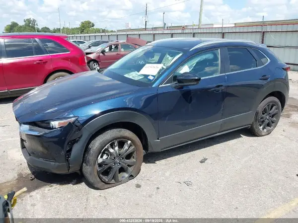 3MVDMBBM9SM830704 2025 MAZDA CX-30 - Image 2