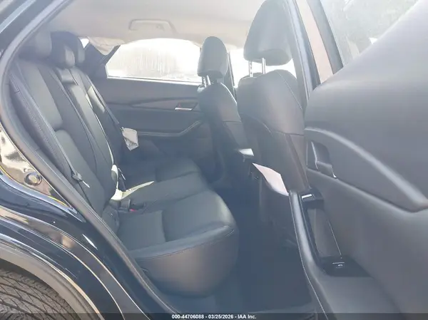 3MVDMBBM9SM857742 2025 MAZDA CX-30 - Image 8