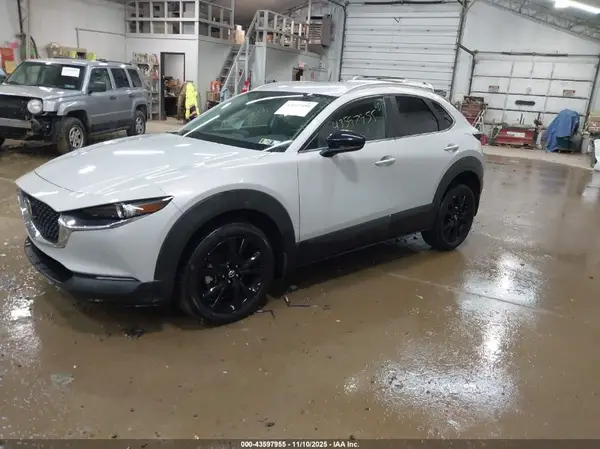 3MVDMBBMXRM600762 2024 MAZDA CX-30 - Image 2