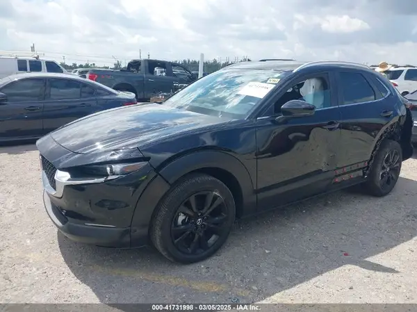 3MVDMBBMXSM783828 2025 MAZDA CX-30 - Image 2