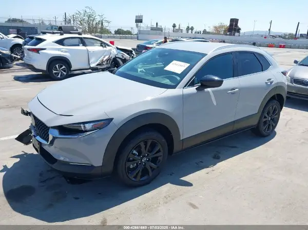 3MVDMBBMXSM832218 2025 MAZDA CX-30 - Image 2