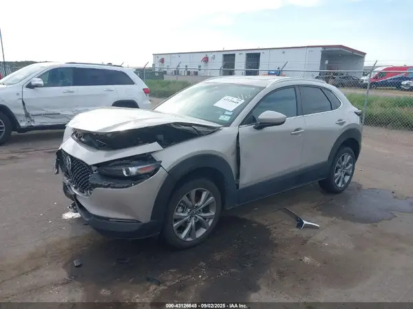3MVDMBCL0NM417175 2022 MAZDA CX-30 - Image 2