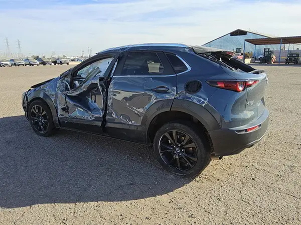 3MVDMBCL0NM441623 2022 MAZDA CX-30 - Image 2