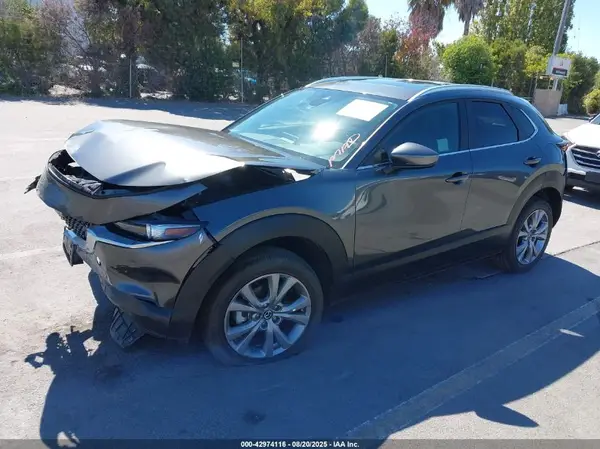 3MVDMBCL0NM456025 2022 MAZDA CX-30 - Image 2