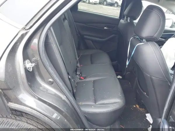 3MVDMBCL3MM213601 2021 MAZDA CX-30 - Image 8
