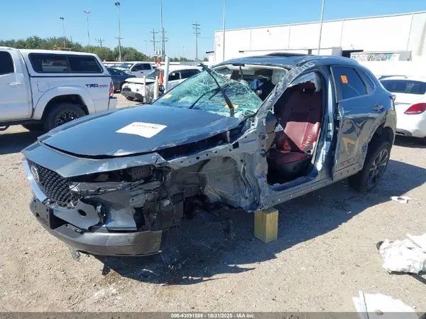 3MVDMBCL3NM432723 2022 MAZDA CX-30 - Image 2