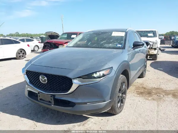 3MVDMBCL3NM454365 2022 MAZDA CX-30 - Image 2