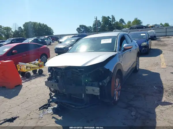 3MVDMBCL4LM131875 2020 MAZDA CX-30 - Image 2