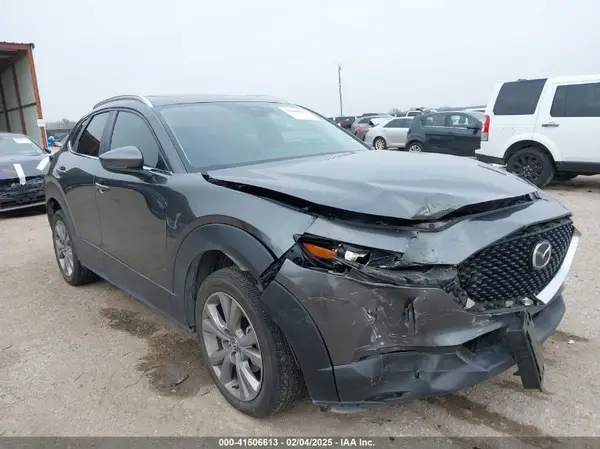 3MVDMBCL4NM451121 2022 MAZDA CX-30 - Image 1