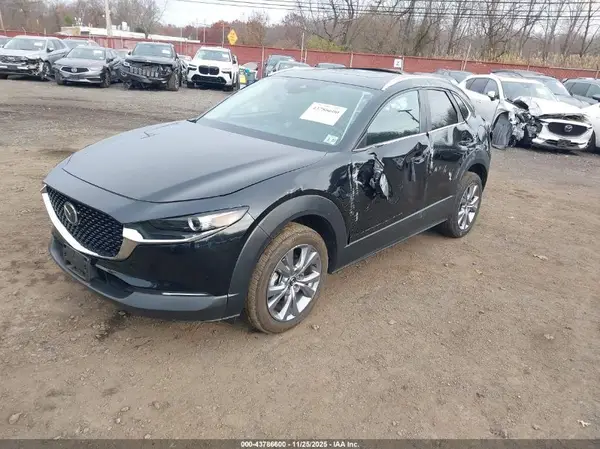 3MVDMBCL5NM445683 2022 MAZDA CX-30 - Image 2