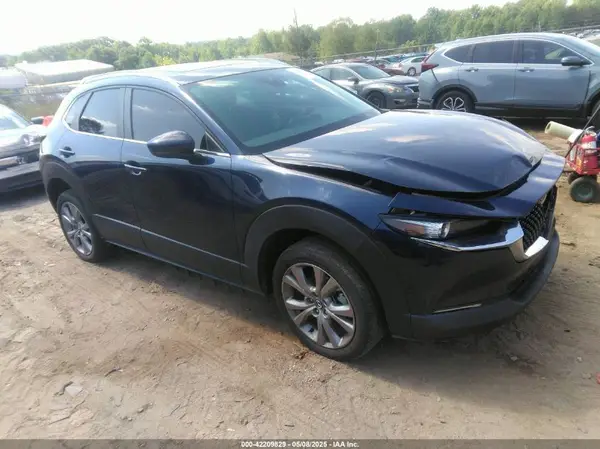 3MVDMBCL6NM423255 2022 MAZDA CX-30 - Image 1