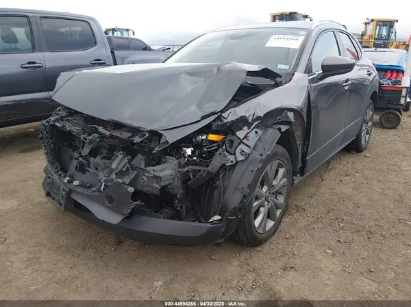 3MVDMBCL6NM434997 2022 MAZDA CX-30 - Image 2