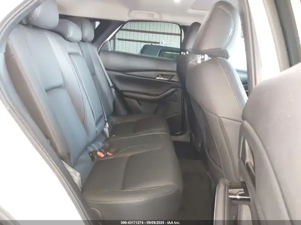 3MVDMBCL6NM453064 2022 MAZDA CX-30 - Image 8