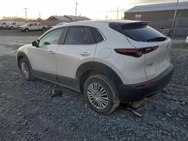 3MVDMBCL7MM261974 2021 MAZDA CX-30 - Image 2