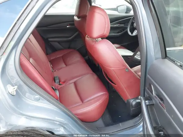 3MVDMBCL7NM418811 2022 MAZDA CX-30 - Image 8