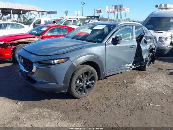 3MVDMBCL7NM455826 2022 MAZDA CX-30 - Image 2