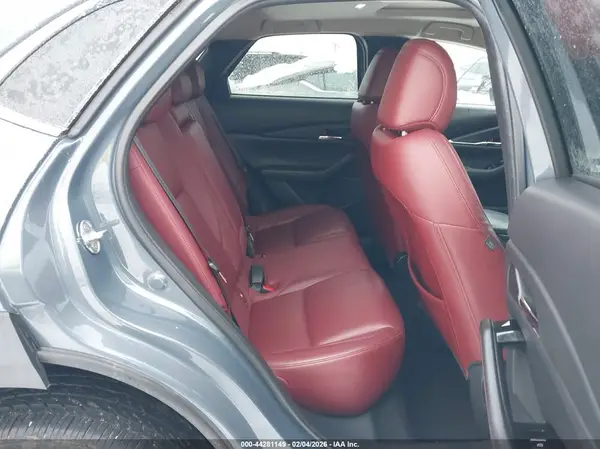3MVDMBCL7NM456037 2022 MAZDA CX-30 - Image 8