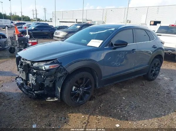 3MVDMBCL8NM424102 2022 MAZDA CX-30 - Image 2