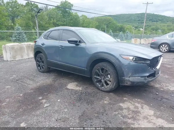 3MVDMBCL8NM430370 2022 MAZDA CX-30 - Image 1