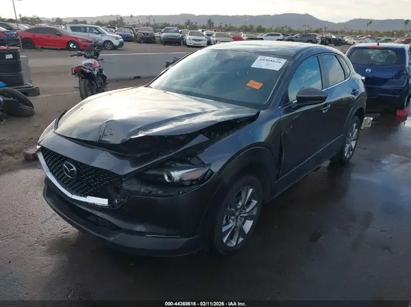 3MVDMBCLXMM313310 2021 MAZDA CX-30 - Image 2