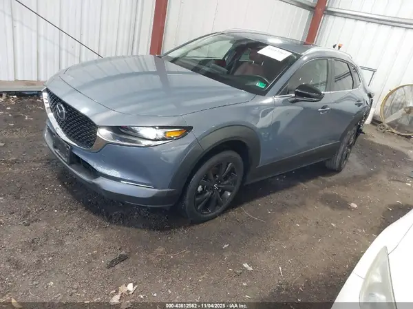 3MVDMBCLXNM409701 2022 MAZDA CX-30 - Image 2