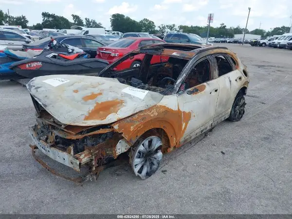3MVDMBCLXNM416695 2022 MAZDA CX-30 - Image 2