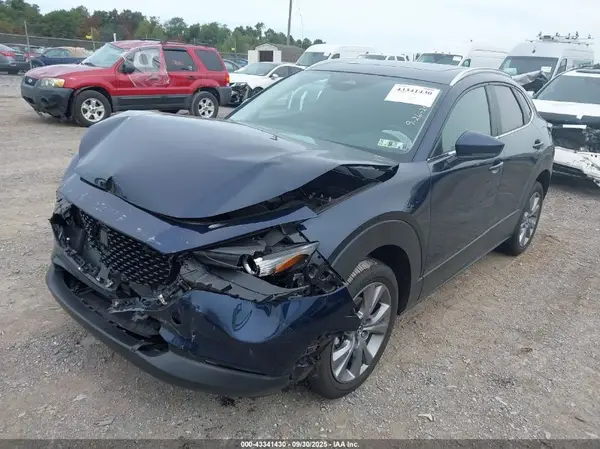 3MVDMBCM0SM768656 2025 MAZDA CX-30 - Image 2