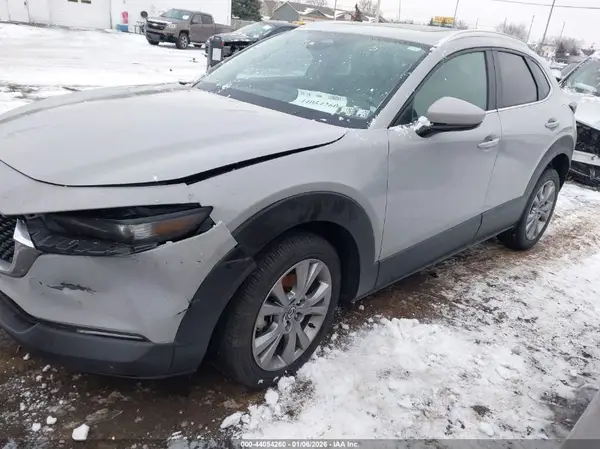3MVDMBCM0SM809397 2025 MAZDA CX-30 - Image 2
