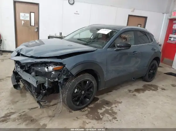 3MVDMBCM0SM849897 2025 MAZDA CX-30 - Image 2