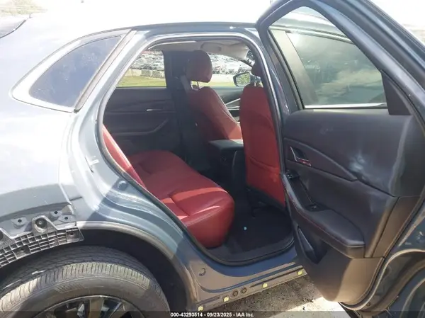 3MVDMBCM1RM633986 2024 MAZDA CX-30 - Image 8