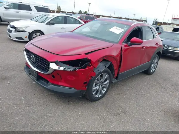 3MVDMBCM1SM773512 2025 MAZDA CX-30 - Image 2