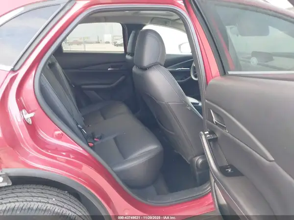 3MVDMBCM1SM775678 2025 MAZDA CX-30 - Image 8