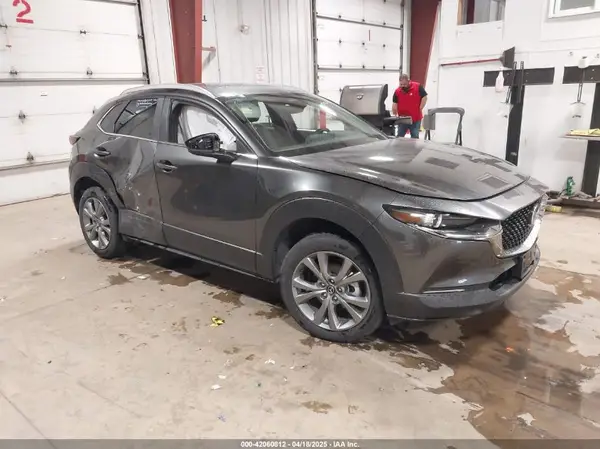 3MVDMBCM1SM780928 2025 MAZDA CX-30 - Image 1