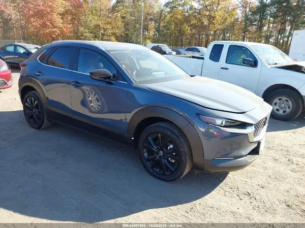 3MVDMBCM1SM827858 2025 MAZDA CX-30 - Image 1