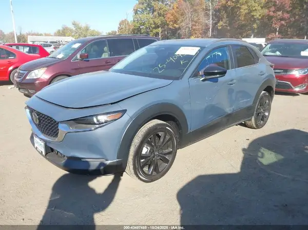 3MVDMBCM1SM827858 2025 MAZDA CX-30 - Image 2