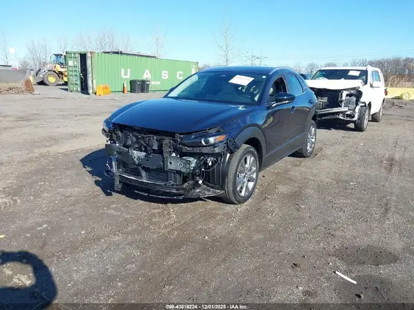 3MVDMBCM1SM845602 2025 MAZDA CX-30 - Image 2