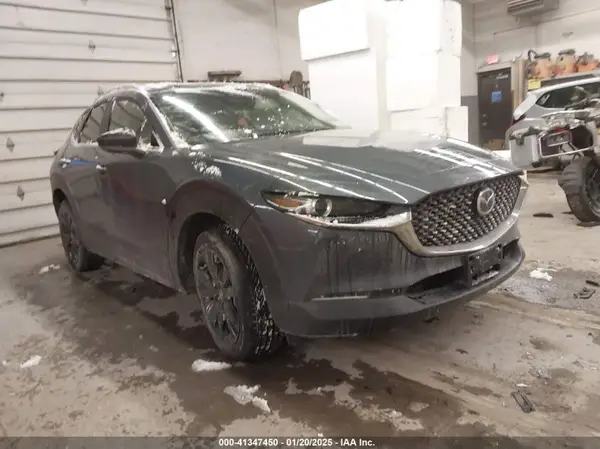 3MVDMBCM2RM637318 2024 MAZDA CX-30 - Image 1