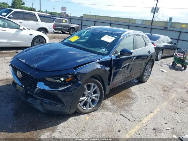 3MVDMBCM2RM653311 2024 MAZDA CX-30 - Image 2