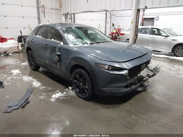 3MVDMBCM2RM657780 2024 MAZDA CX-30 - Image 1