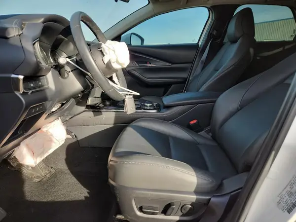 2024 MAZDA CX-30 auction photo 7