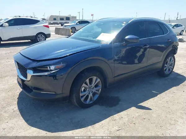 3MVDMBCM2SM752944 2025 MAZDA CX-30 - Image 2