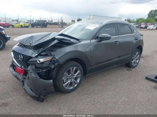 3MVDMBCM2SM755455 2025 MAZDA CX-30 - Image 2