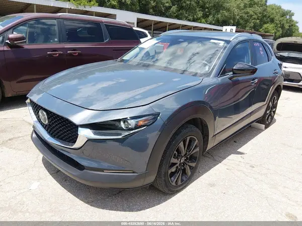 3MVDMBCM2SM777620 2025 MAZDA CX-30 - Image 2