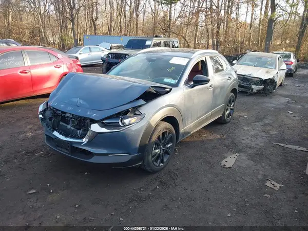 3MVDMBCM2SM816982 2025 MAZDA CX-30 - Image 2