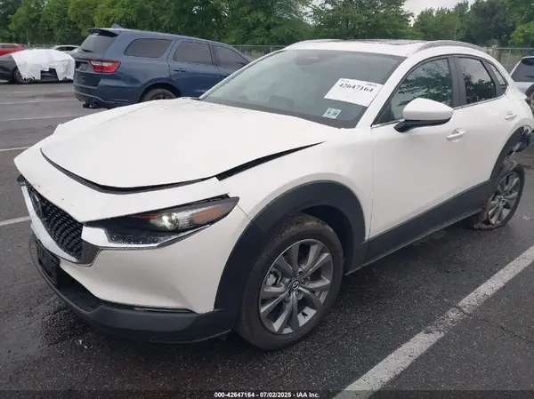 3MVDMBCM2SM820711 2025 MAZDA CX-30 - Image 2