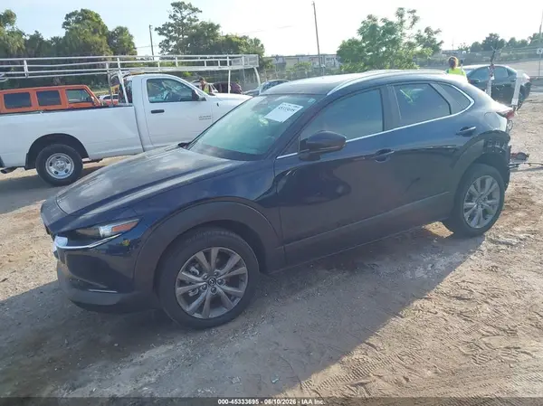 3MVDMBCM2SM856401 2025 MAZDA CX-30 - Image 2