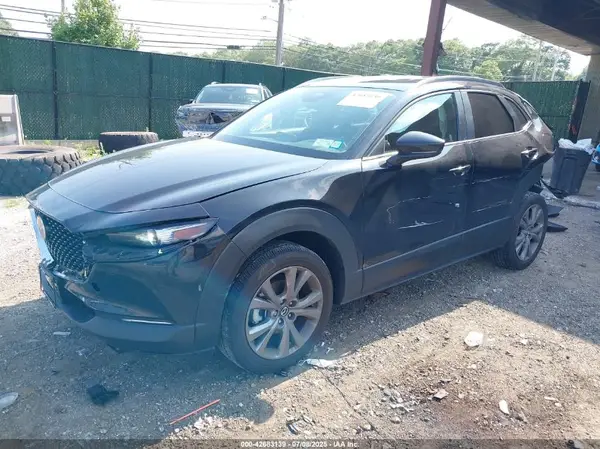 3MVDMBCM3SM764407 2025 MAZDA CX-30 - Image 2