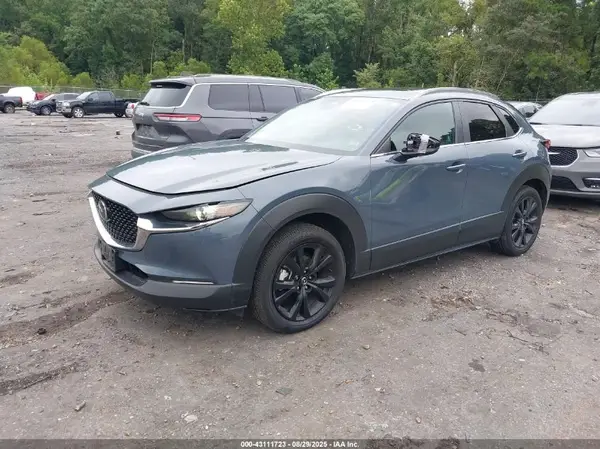3MVDMBCM3SM766075 2025 MAZDA CX-30 - Image 2