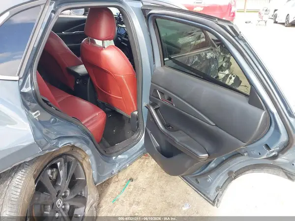 3MVDMBCM3SM775956 2025 MAZDA CX-30 - Image 8