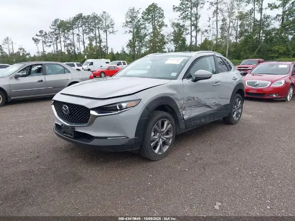 3MVDMBCM3SM783765 2025 MAZDA CX-30 - Image 2